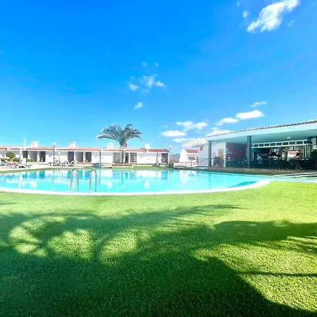 アパート Apartamento Con Estupenda Piscina, Wifi, Tenerife Sur アデヘ