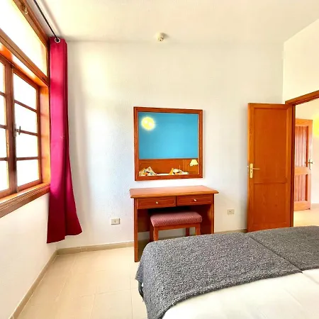 Apartamento Con Estupenda Piscina, Wifi, Tenerife Sur Apartament *